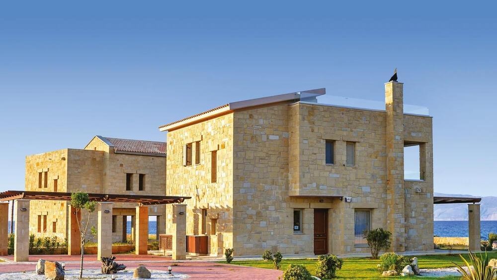 Viglea Villas beachfront property in Kissamos, Crete